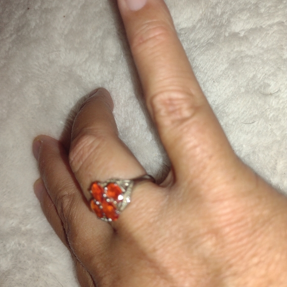 Ring - Picture 5 of 5